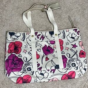 Coach travel tote